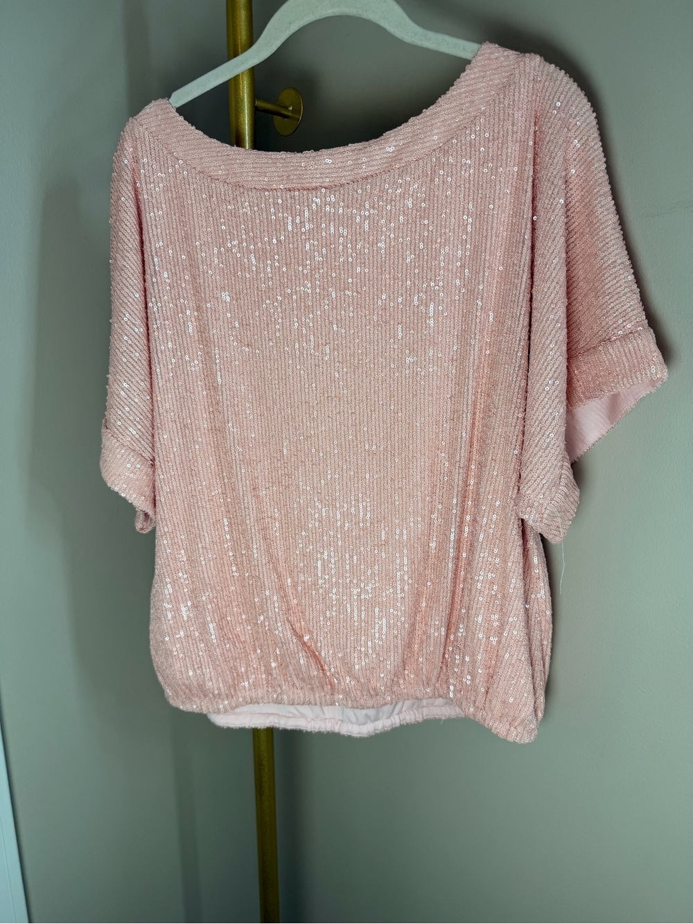 NWT Trina Turk Sprite 2 Sequin Top Blush Pink - Picture 2 of 5